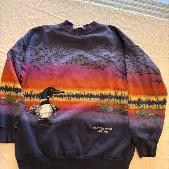 Other - Vintage Sunset Scene Crewneck Sweater